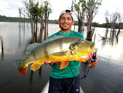 Brazil - Amazon Tucuna Boat